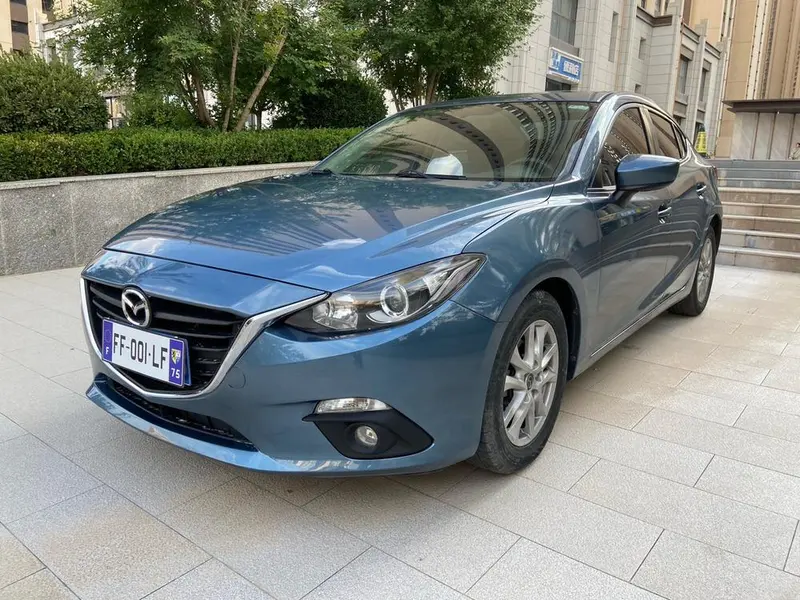 Mazda 3 Axela, 2016