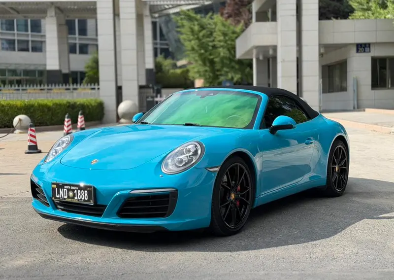 Porsche 911, 2016