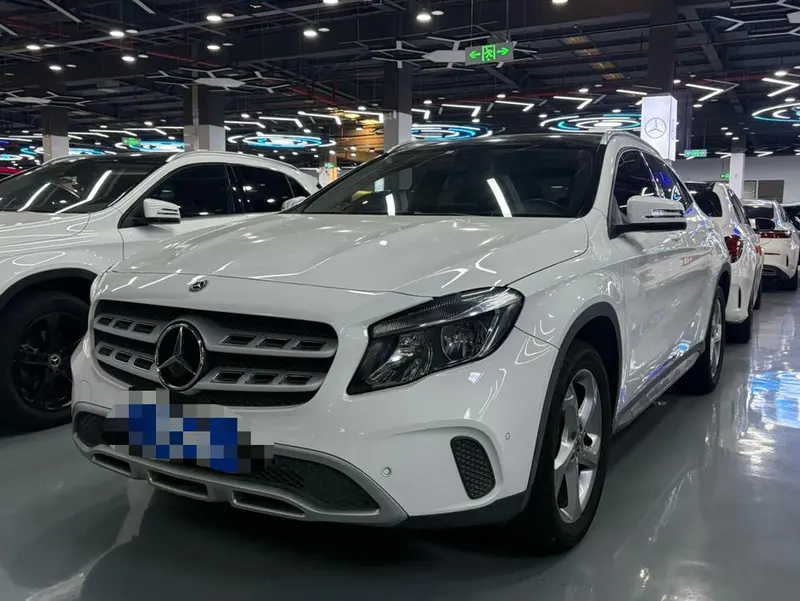Mercedes-Benz GLA, 2018