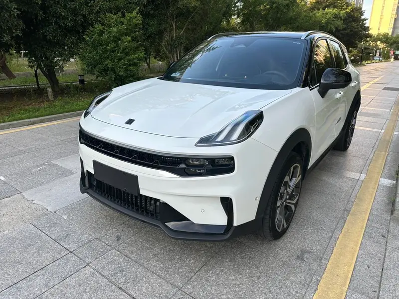 Lynk & Co 06, 2023