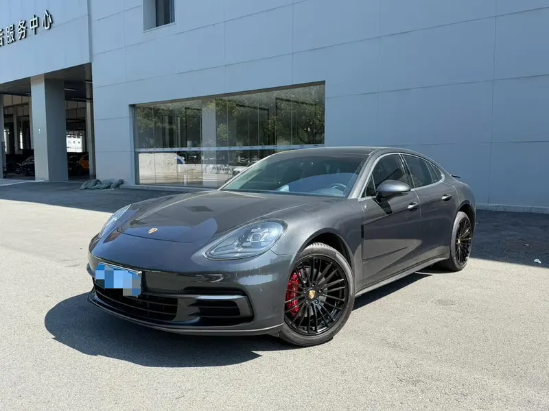 Porsche Panamera, 2017
