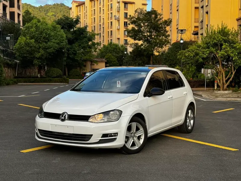 Volkswagen Golf, 2014