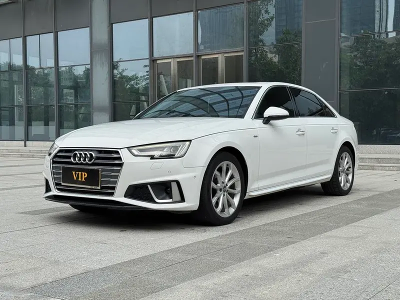 Audi A4L, 2019