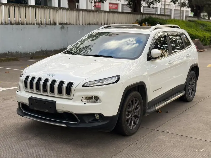 Jeep Cherokee, 2020