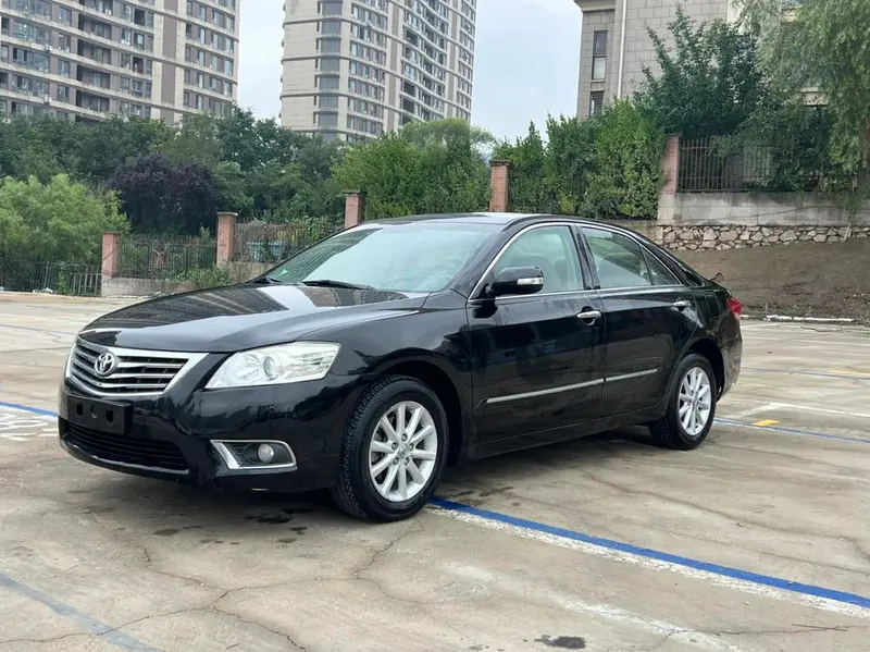 Toyota Camry, 2011