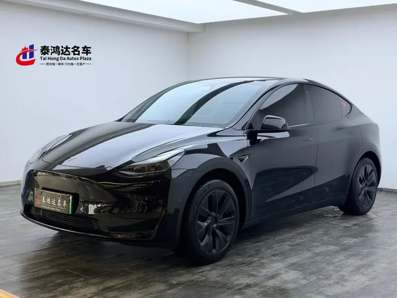 Tesla Model Y, 2023