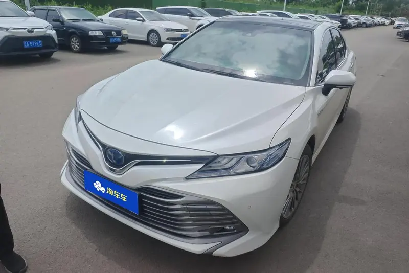 Toyota Camry, 2019