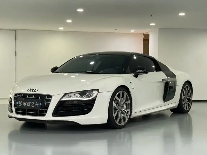 Audi R8, 2012