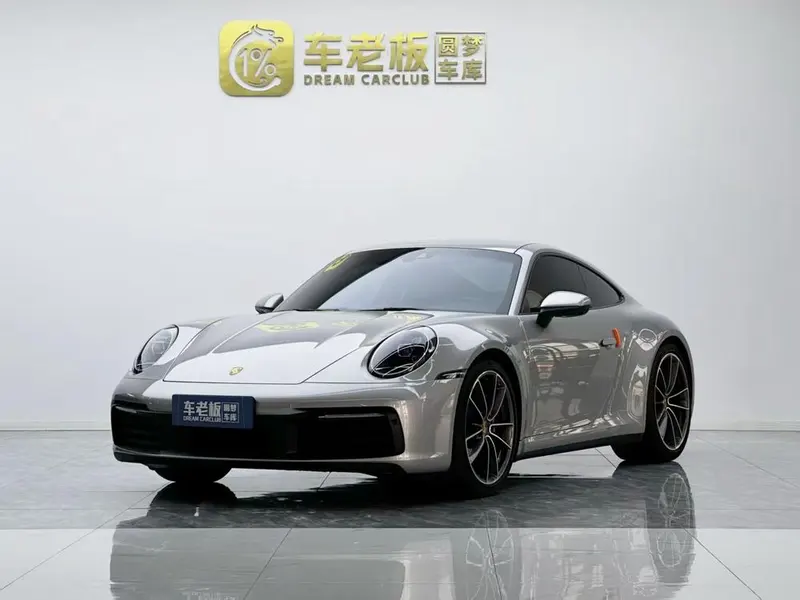 Porsche 911, 2023
