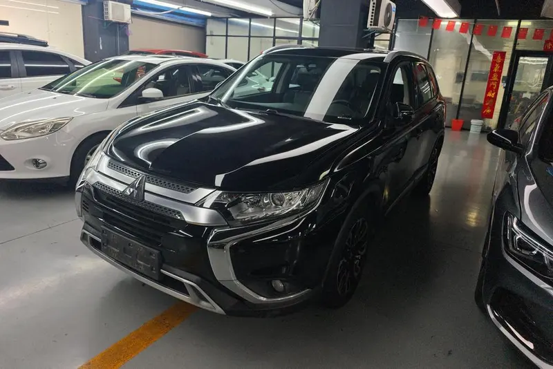 Mitsubishi Outlander, 2019