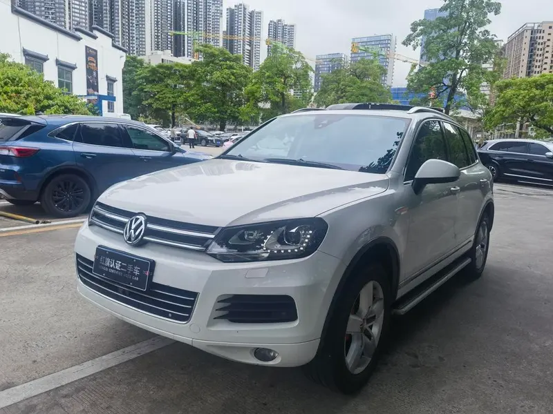 Volkswagen Touareg, 2013