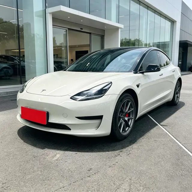 Tesla Model 3, 2023