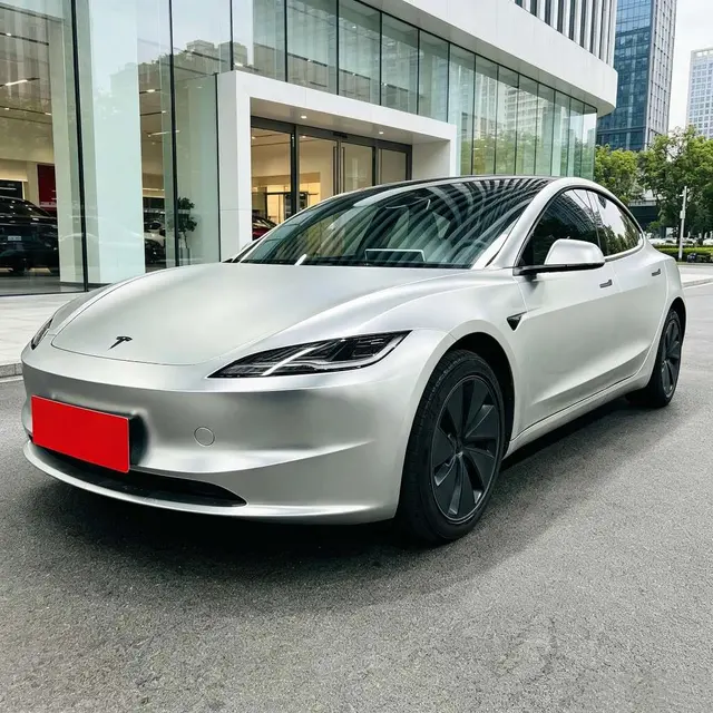 Tesla Model 3, 2025