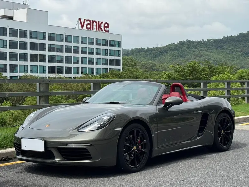 Porsche 718, 2022