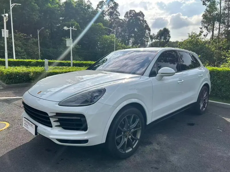 Porsche Cayenne, 2023