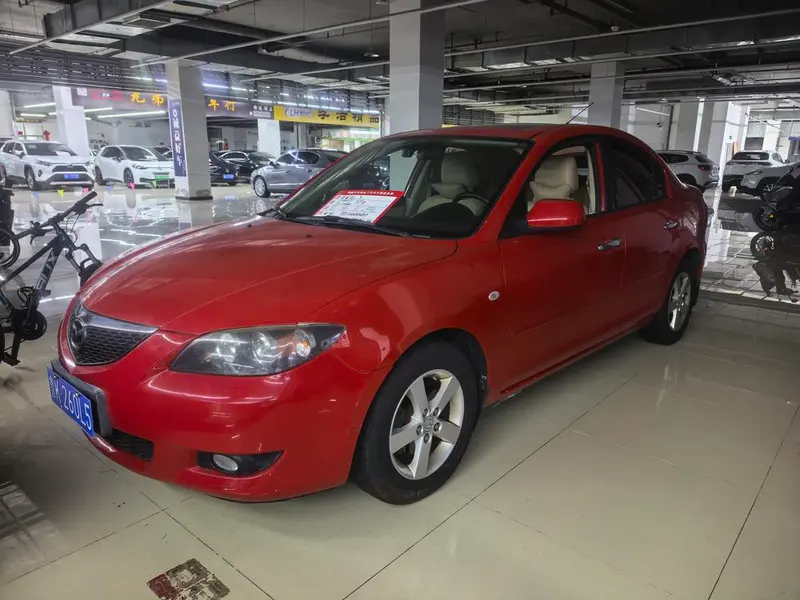 Mazda 3, 2010