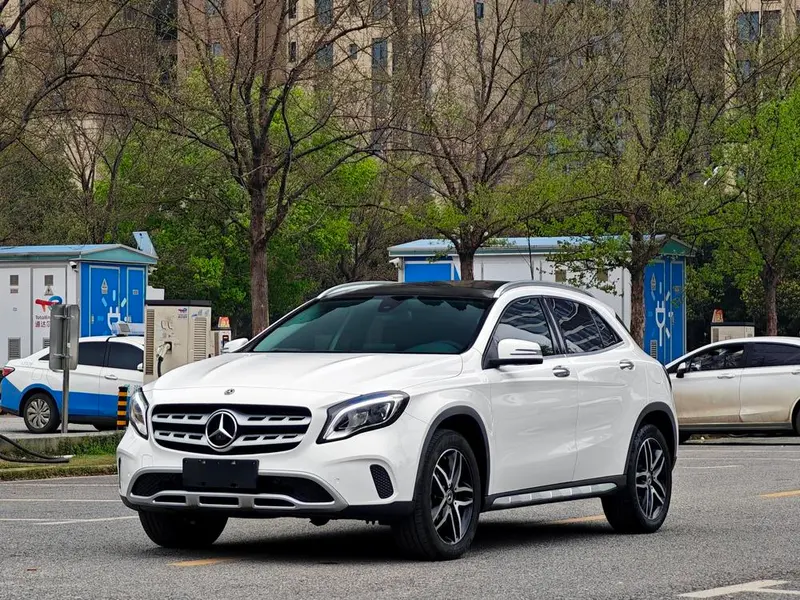 Mercedes-Benz GLA, 2017