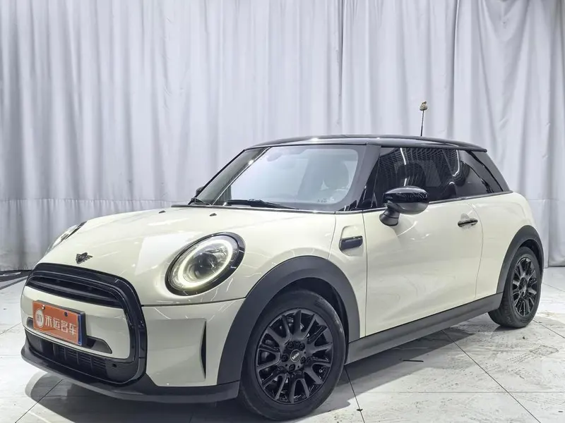 MINI MINI, 2022