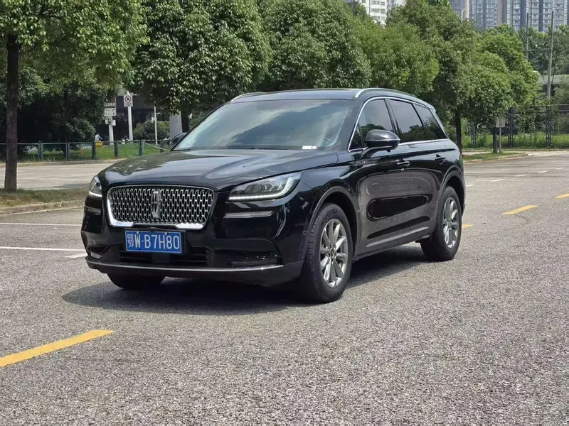 Lincoln Corsair, 2021