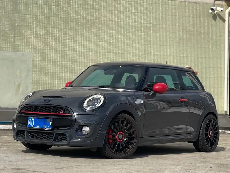 MINI MINI, 2017