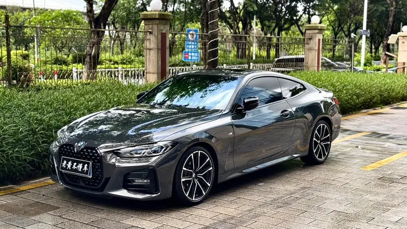 BMW 4-Series, 2023