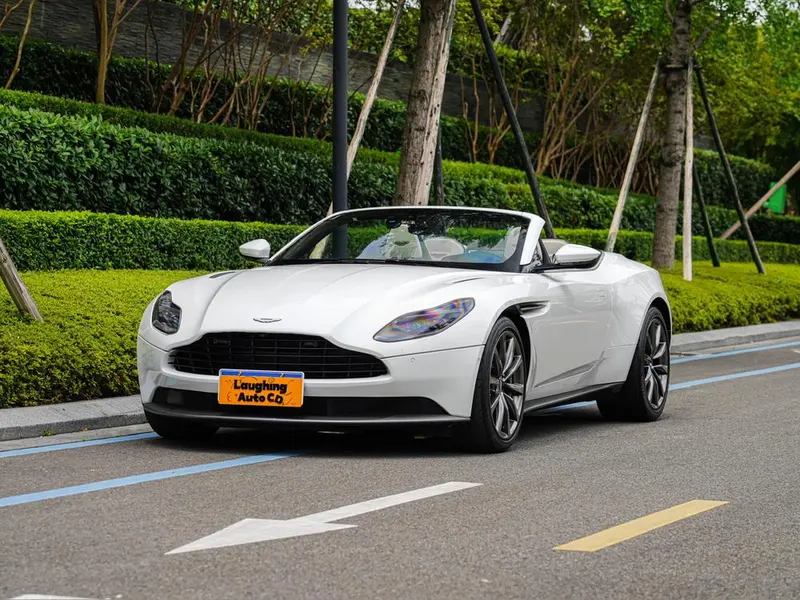 Aston Martin DB11, 2019