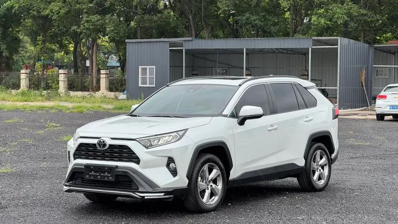 Toyota RAV4, 2021