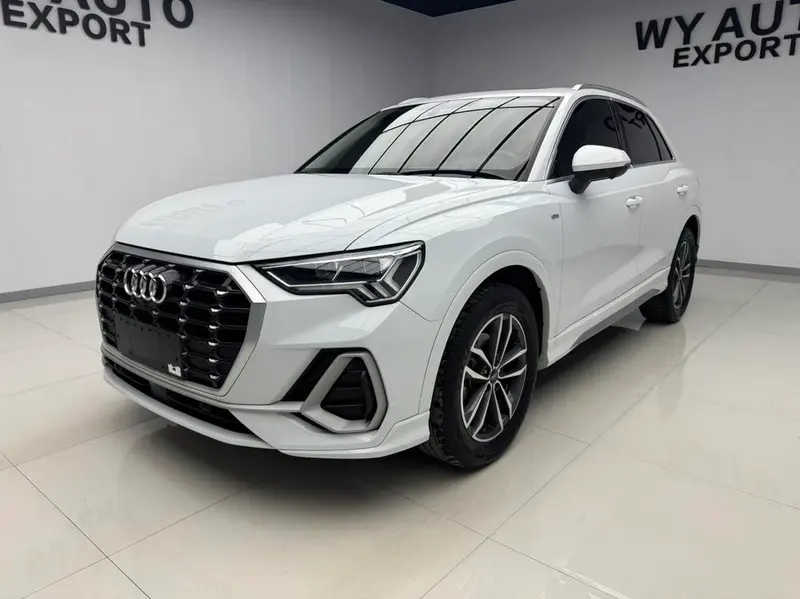 Audi Q3, 2022