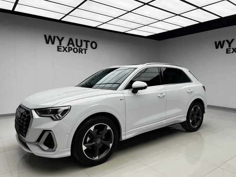 Audi Q3, 2022