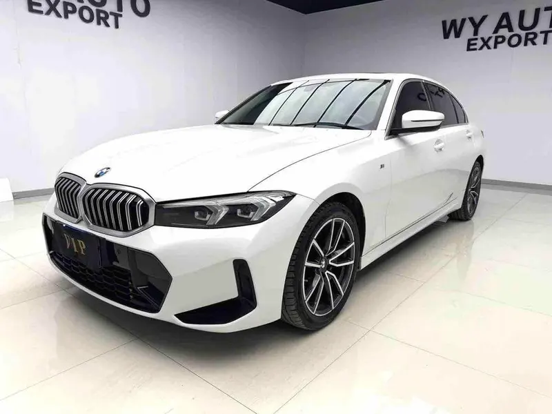 BMW 3-Series, 2023