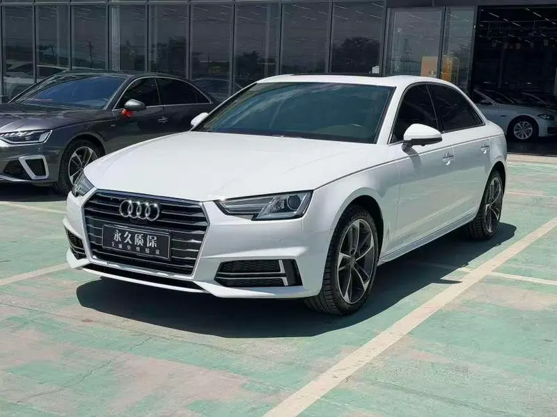 Audi A4L, 2019