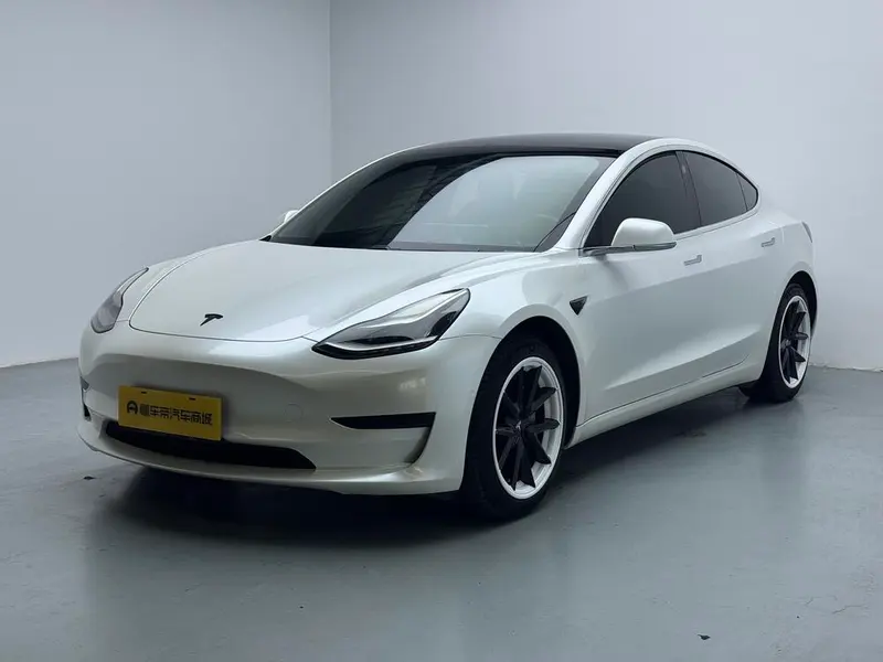 Tesla Model 3, 2020