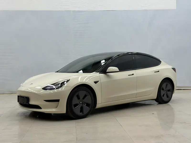 Tesla Model 3, 2021