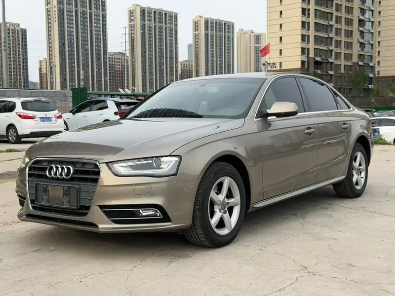 Audi A4L, 2013