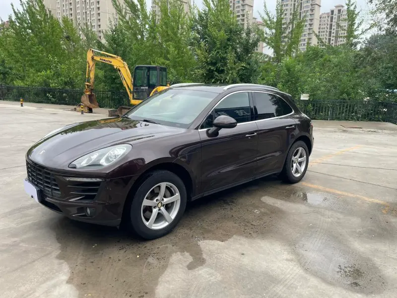 Porsche Macan, 2014