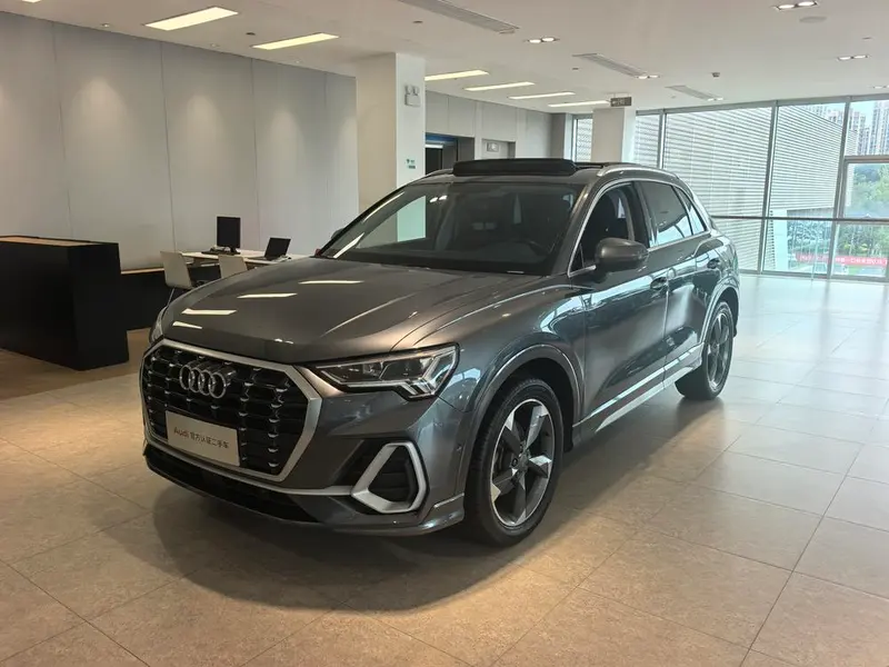 Audi Q3, 2021