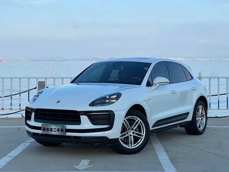 Porsche Macan, 2022
