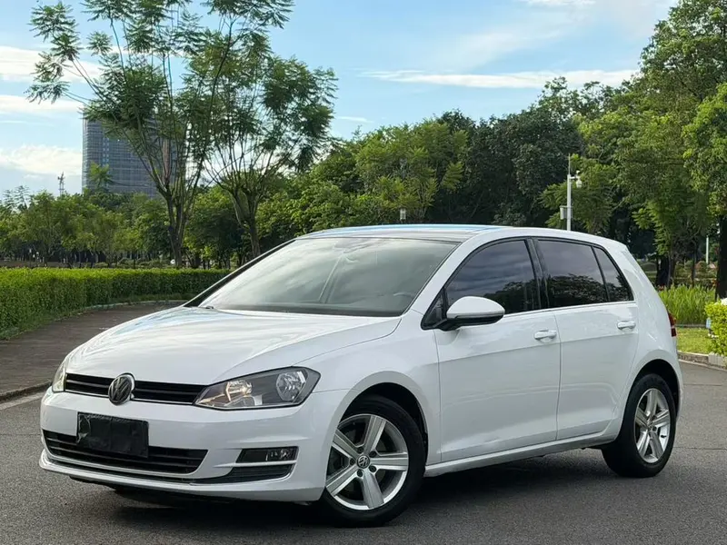 Volkswagen Golf, 2015