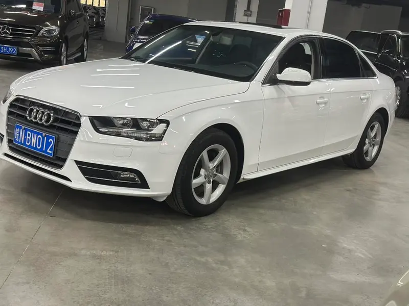 Audi A4L, 2013