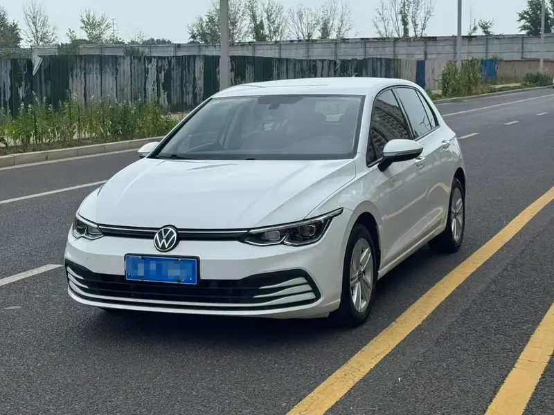 Volkswagen Golf, 2021