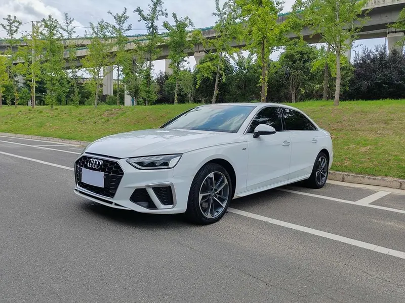 Audi A4L, 2020