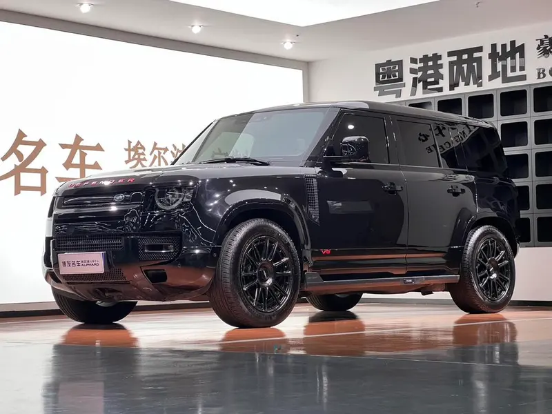 Land Rover Defender, 2025