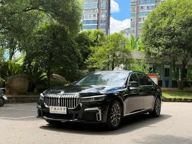 BMW 7-Series, 2013