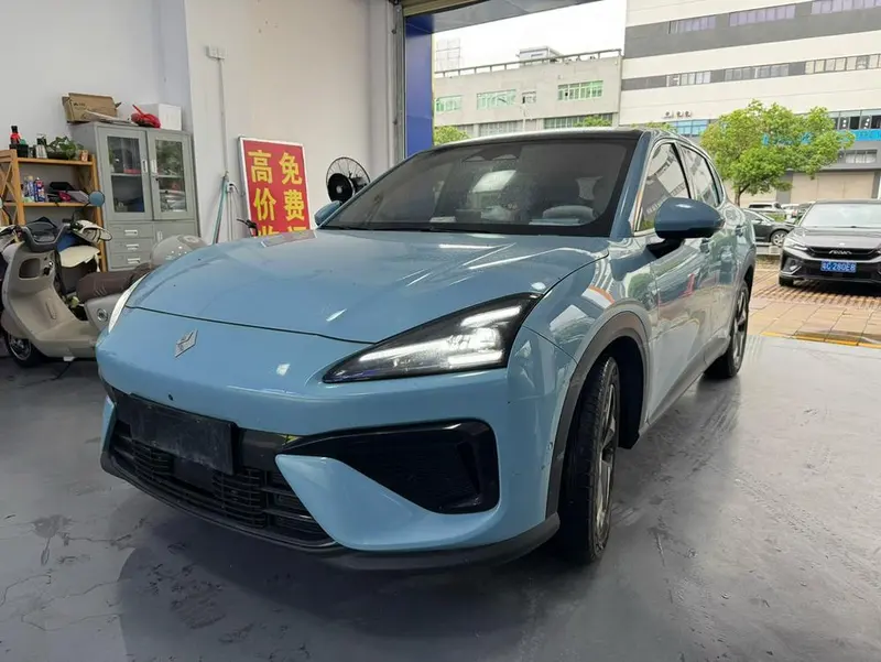 Baojun Yunhai PHEV, 2024