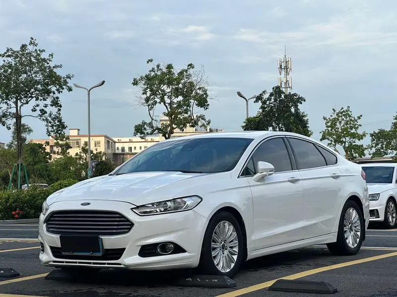 Ford Mondeo, 2013