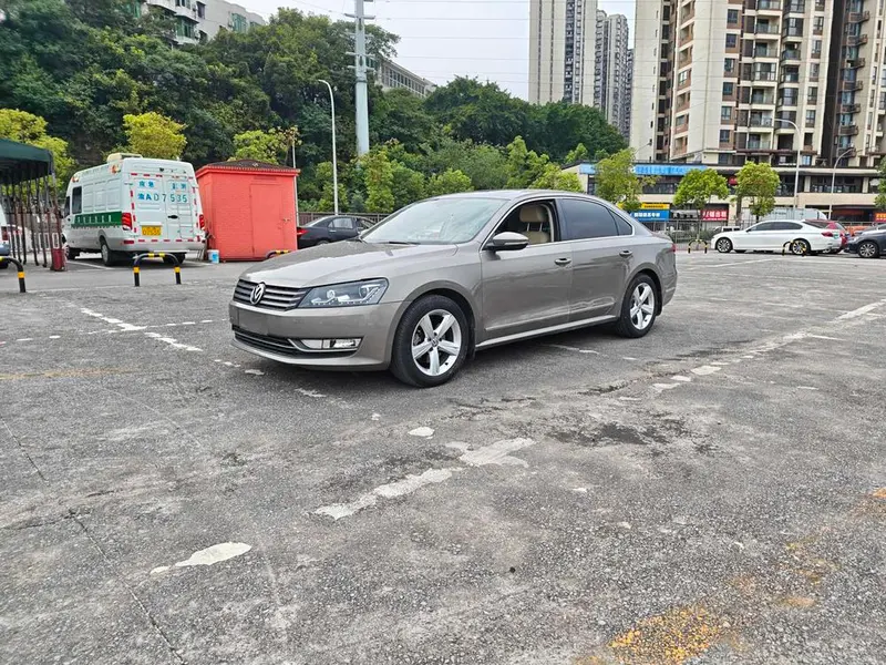 Volkswagen Passat, 2013