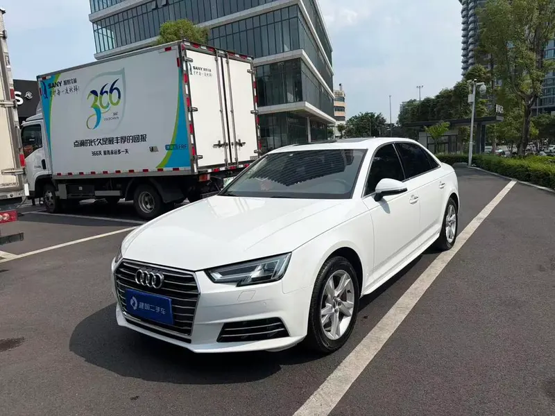Audi A4L, 2018