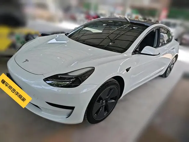 Tesla Model 3, 2022