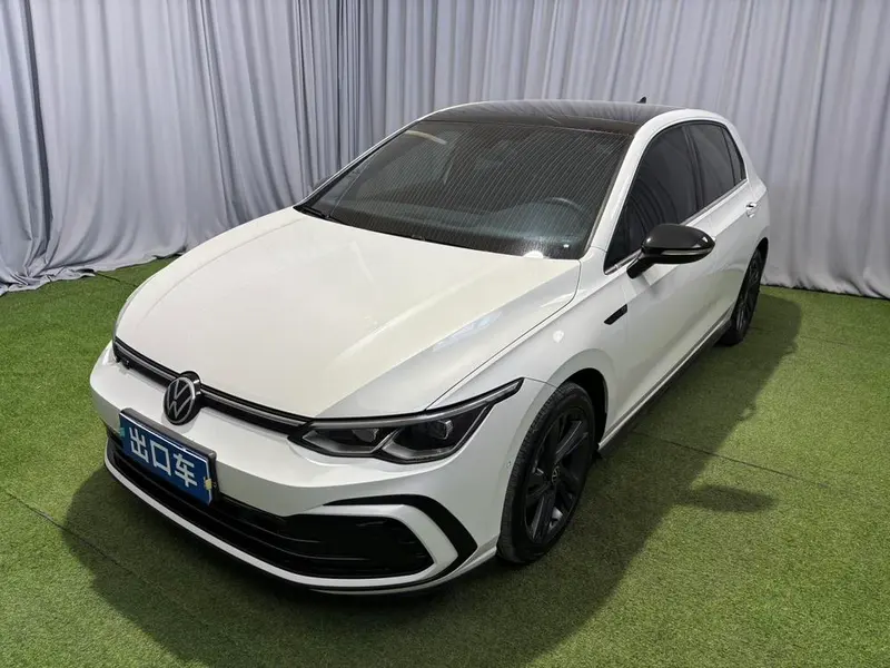 Volkswagen Golf, 2021