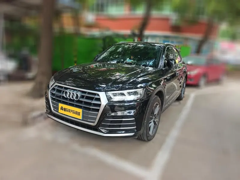 Audi Q5L, 2020
